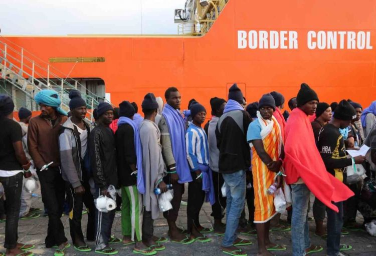 İtaliya, Xorvatiya və Sloveniya qanunsuz miqrasiyaya qarşı birgə əməkdaşlıq edəcəklər