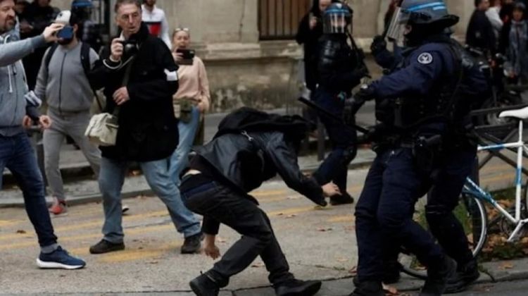 Avropa Parlamentinin üzvləri Fransada polis zorakılığını dayandırmağı tələb ediblər