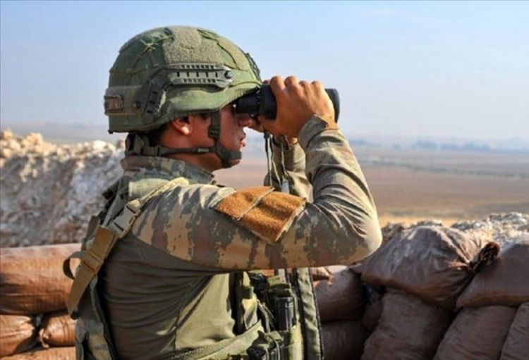 Sığınacaqlardan qaçan iki terrorçu Türkiyə ordusuna təslim olub