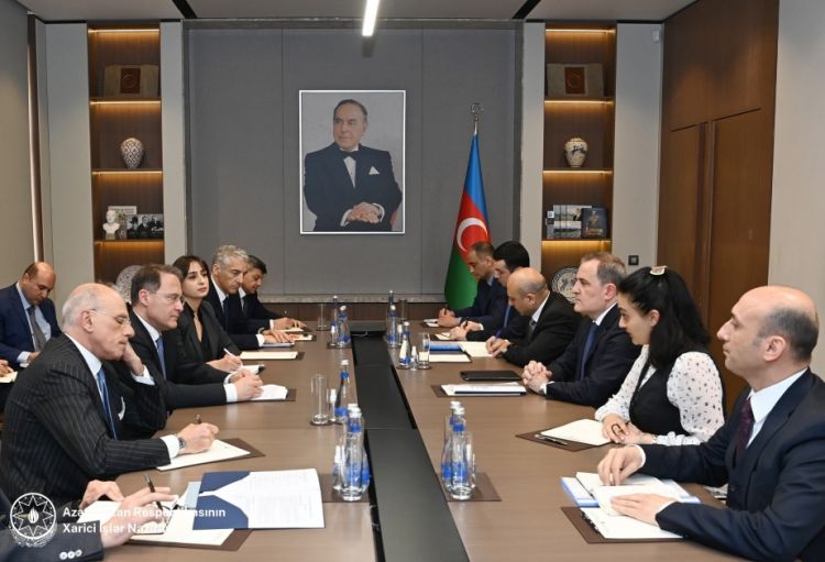 İtaliyalı nazir müavini: Azərbaycan bizim üçün strateji tərəfdaşdır