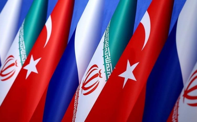 Türkiyə, Rusiya və İran XİN nümayəndə heyətləri arasında görüş başlayıb