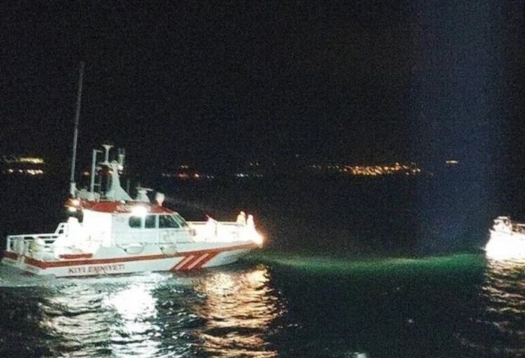 Türkiyə sahillərində Ukrayna istiqamətində üzən gəmi batıb