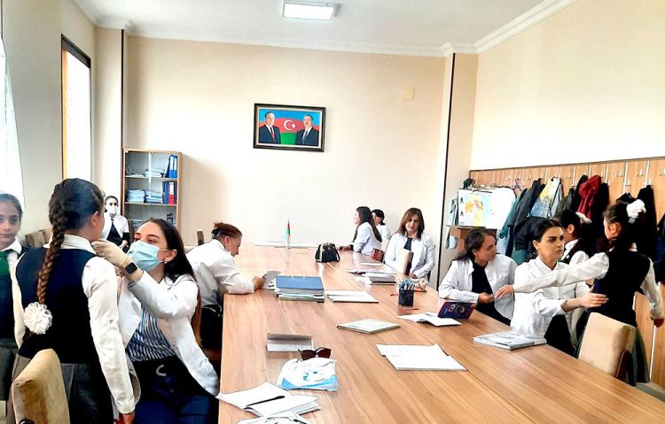 Naxçıvan şəhərində 598 uşağın dispanser qeydiyyatı aparılıb<font color=red> - FOTOLAR</font>