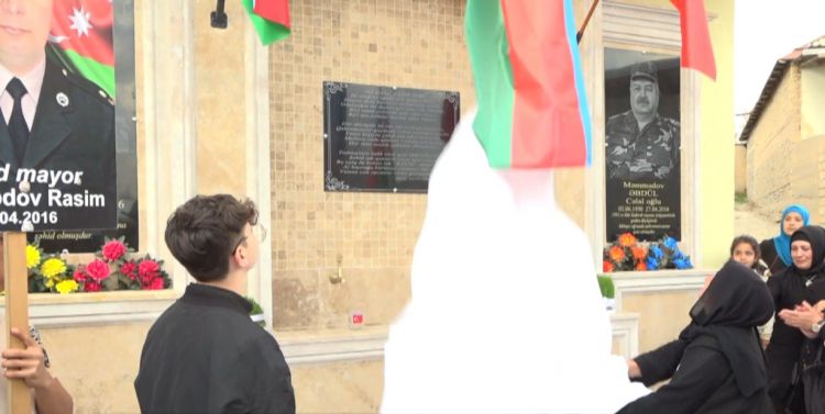 Cəhri qəsəbəsində şəhidin xatirəsinə bulaq-abidə ucaldılıb<font color=red> - VİDEO</font>