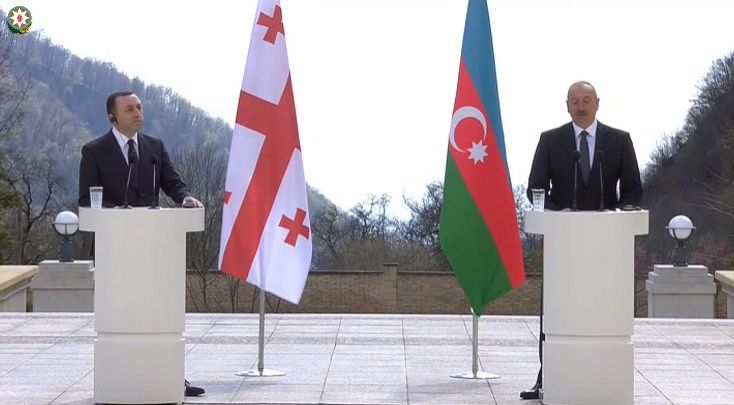 Azərbaycan Prezidenti İlham Əliyev və Gürcüstanın Baş naziri İrakli Qaribaşvili mətbuata bəyanatlarla çıxış ediblər<font color='red'> - YENİLƏNİB</font><font color=red> - FOTOLAR</font>