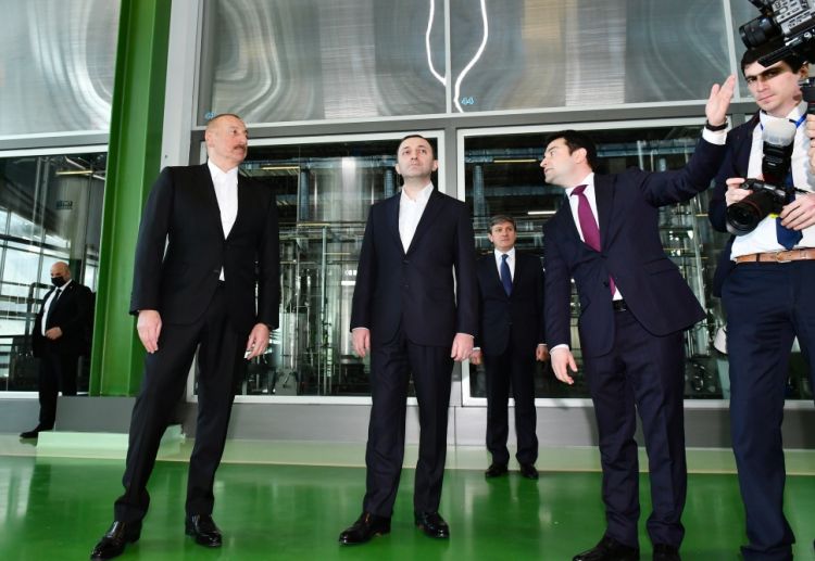 Prezident İlham Əliyev və Baş nazir İrakli Qaribaşvili Qəbələ Qida Şəhərciyində olublar<font color=red> - FOTOLAR</font>