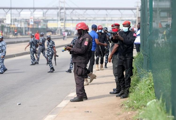 Nigeriyada silahlılar 80 nəfəri qaçırıblar