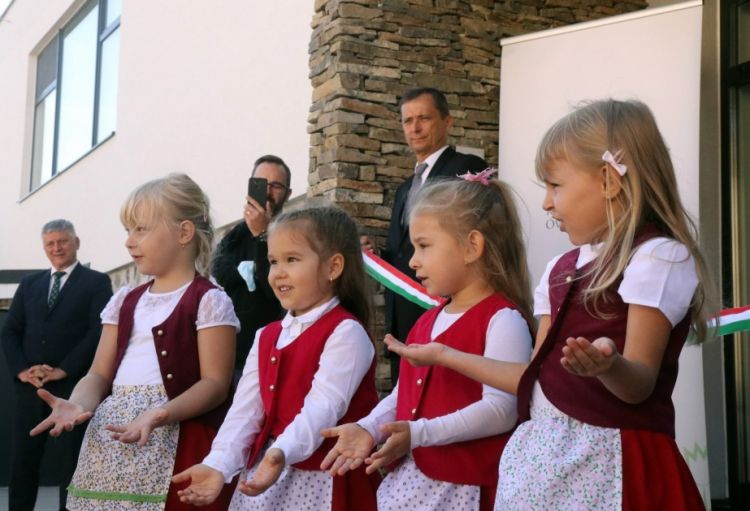 Slovakiyanın macar əhalisi yox ola bilər