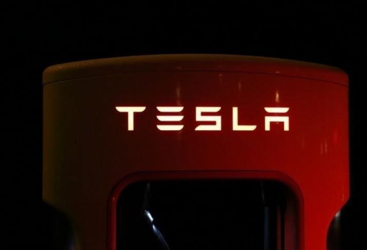 “Tesla” Çində zavod quracaq