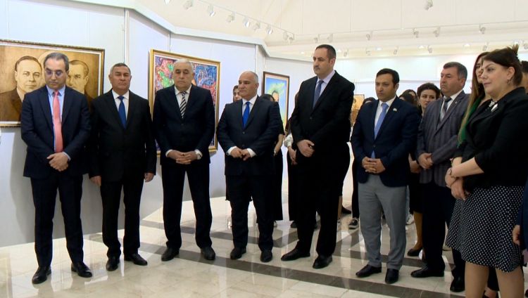 Naxçıvanda “Heydər Əliyev dühası əbədiyaşardır” adlı sərgi açılıb <font color=red> - FOTOLAR</font>
