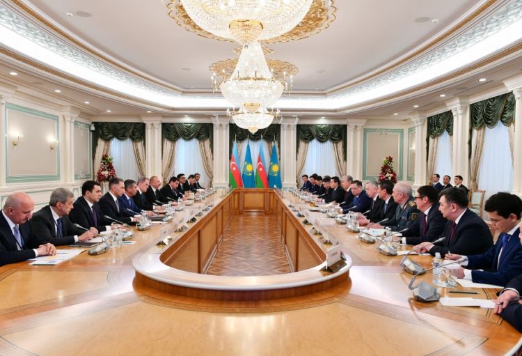 Qazaxıstanla Azərbaycan arasında etimada əsaslanan fəal siyasi dialoq yaranıb - Tokayev