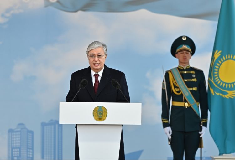 Tokayev: Heydər Əliyev Qazaxıstan-Azərbaycan münasibətlərinin təşəkkülünə və möhkəmlənməsinə çox qiymətli töhfələr verib