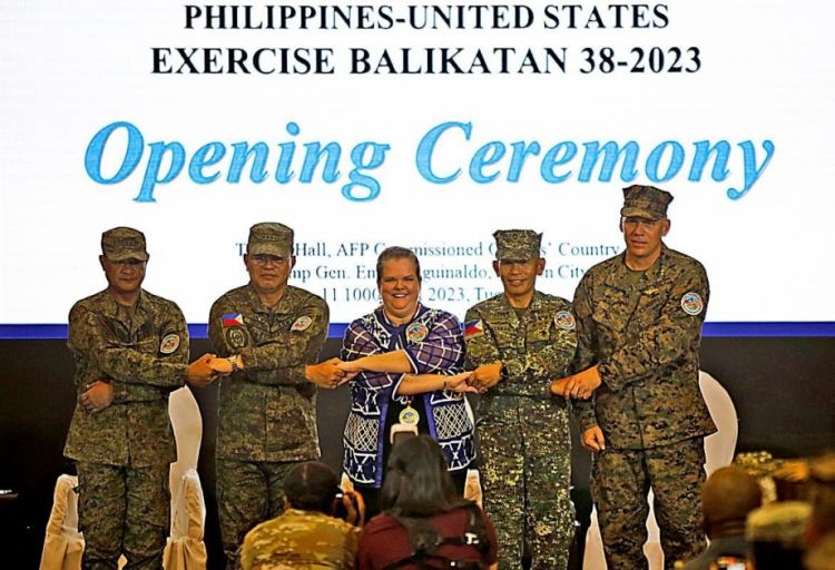 Filippində 12,2 min amerikalı hərbçinin iştirakı ilə təlimlər başlayıb