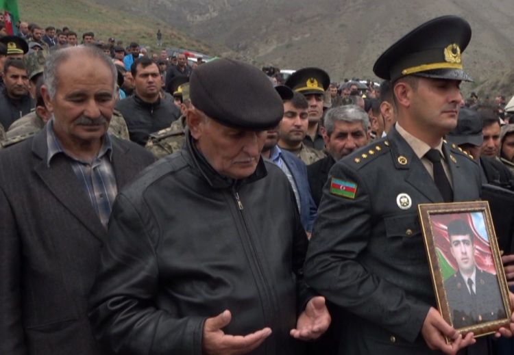 Şəhid Səbuhi Tağıyevlə vida mərasimi keçirilib<font color=red> - VİDEO</font>