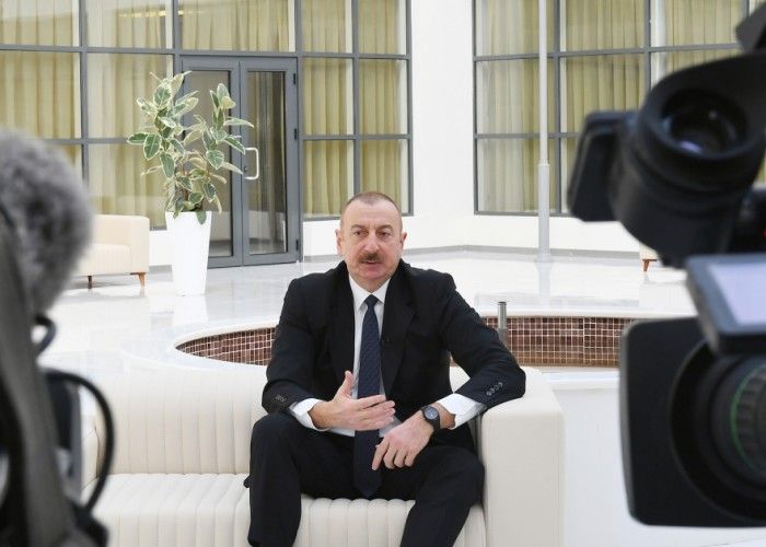 Prezident: Ermənistanda Azərbaycan bayrağının yandırılması erməni hökumətinin növbəti çirkin əməlidir