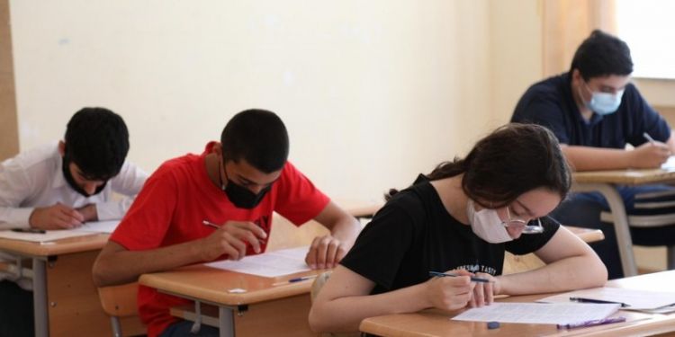 DİM aprelin 30-da 48065 şagird üçün buraxılış imtahanı keçirəcək