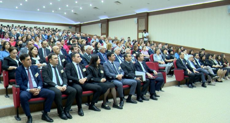 Naxçıvan Muxtar Respublika Xəstəxanasında “Zərifə Əliyeva – 100” mövzusunda konfrans keçirilib<font color=red> - VİDEO</font>