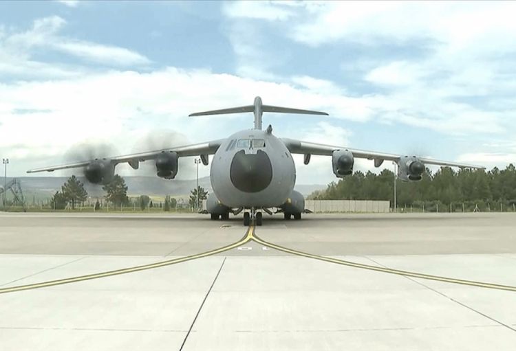 Təxliyə üçün Sudana uçan Türkiyə təyyarəsinə atəş açılıb