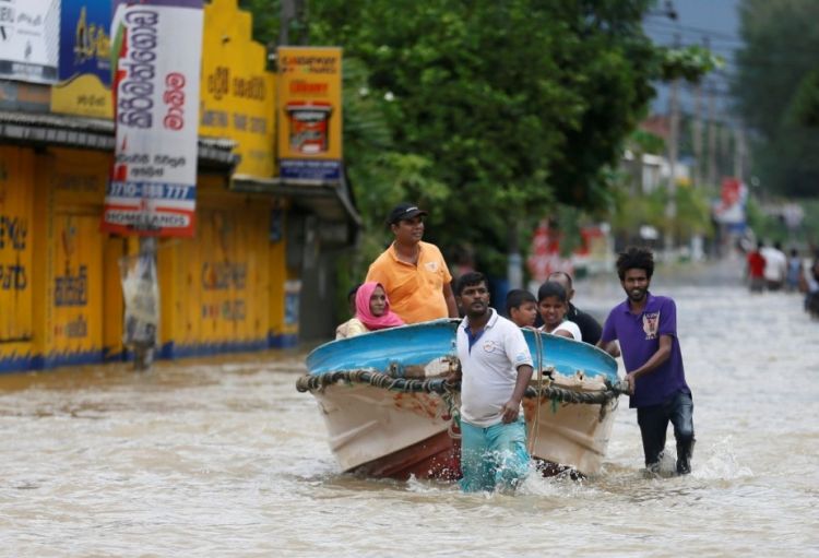 Şri-Lanka ərazisinin yarısında daşqınlarla əlaqədar xəbərdarlıq edilib