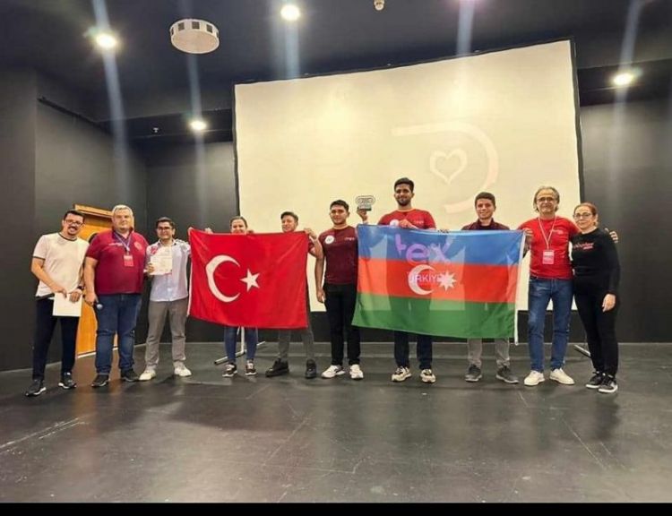 NDU-nun komandası dünyanın ən böyük robototexnika festivalının qalibi olub<font color=red> - VİDEO</font>