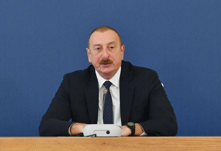 Füzulidən Ermənistanla sərhədə qədər uzanan dəmir yolunun inşasını gələn il bitirəcəyik <font color='red'> - Prezident</font>