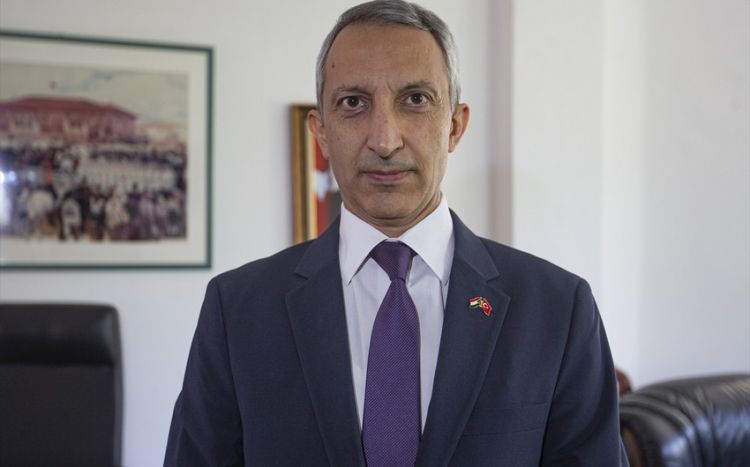 Türkiyənin Sudandakı səfirinə hücum olub, avtomobili atəşə tutulub