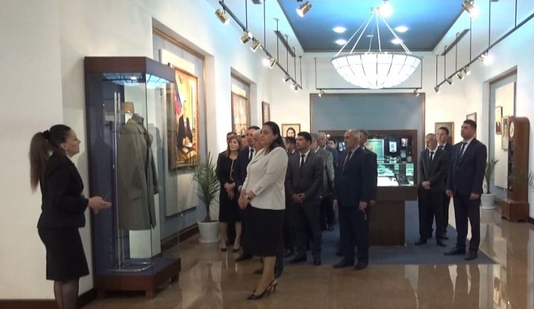 Sədərək Rayon İcra Hakimiyyətinin əməkdaşları Heydər Əliyev Muzeyini ziyarət edib<font color=red> - FOTOLAR</font>