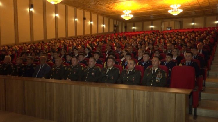 Heydər Əliyev adına Hərbi Liseyin təşkilatçılığı ilə silsilə tədbirlər keçirilir<font color=red> - VİDEO</font>