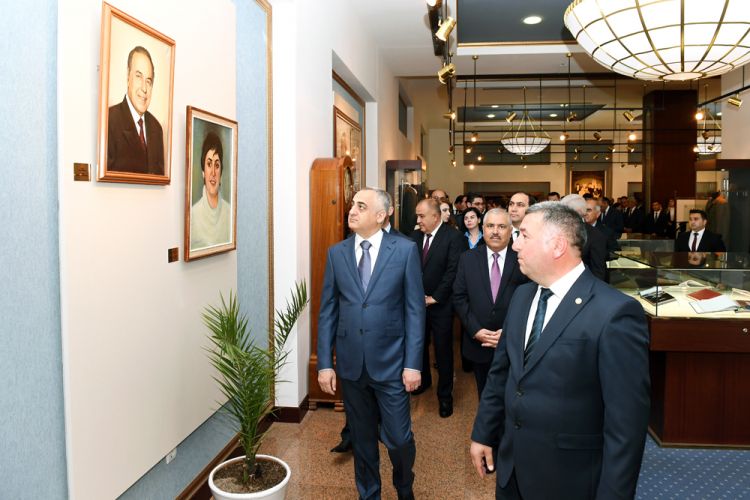 Naxçıvanda Ümummilli Liderin 100 illiyinə həsr olunmuş tədbir keçirilib<font color=red> - FOTOLAR</font>