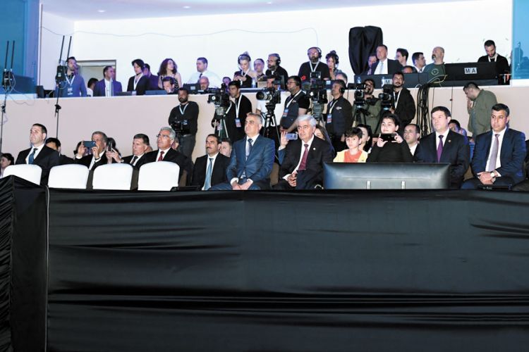 Naxçıvanda Ümummilli Liderin 100 illiyi münasibətilə möhtəşəm konsert təşkil olunub<font color=red> - FOTOLAR</font>