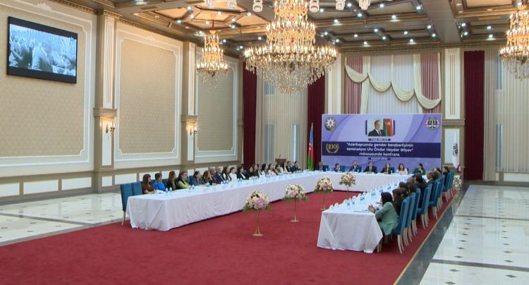 Naxçıvanda “Azərbaycanda gender bərabərliyinin təminatçısı ulu öndər Heydər Əliyev” mövzusunda konfrans keçirilib<font color=red> - FOTOLAR</font>