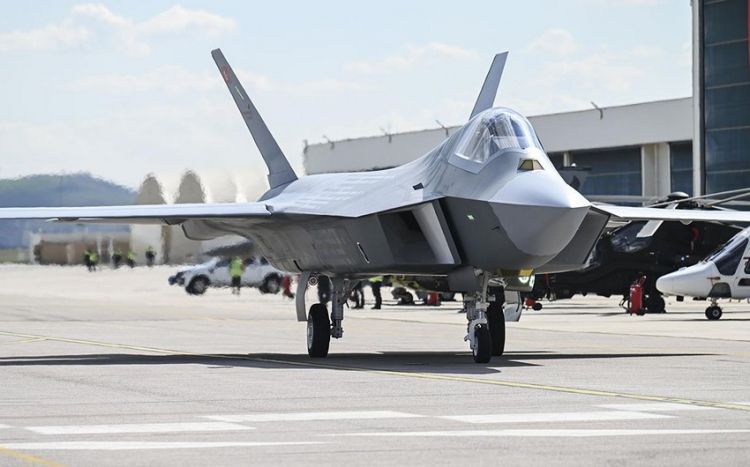 Türkiyənin milli döyüş təyyarəsinin istifadəyə veriləcəyi tarix açıqlanıb