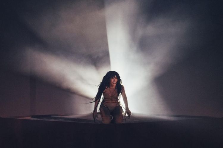 İsveç təmsilçisi Bakıdakı uğurunu 11 il sonra təkrarlayaraq “Avroviziya”nın qalibi olub<font color=red> - FOTOLAR</font>