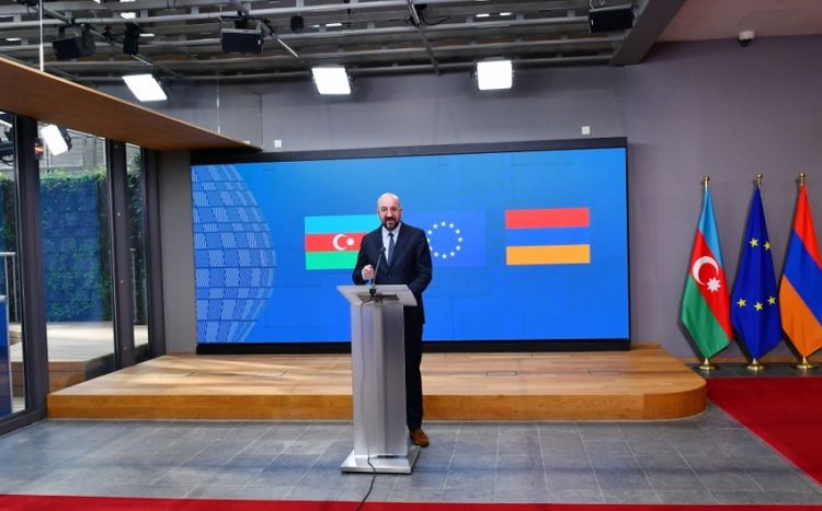 Aİ Şurasının Prezidenti: "Azaraq qarşı tərəfə keçən hərbçilər azad edilməlidir"