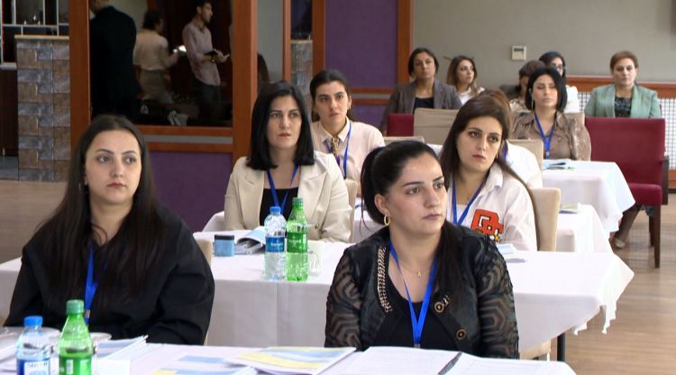 Naxçıvanda çoxgöstəricili Klaster Sorğusu ilə bağlı təlimə start verilib<font color=red> - VİDEO</font>