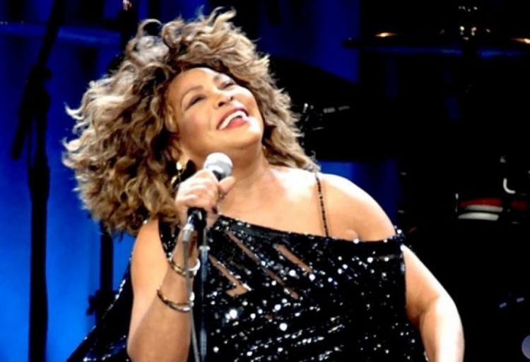 Dünyaşöhrətli müğənni Tina Törner vəfat edib