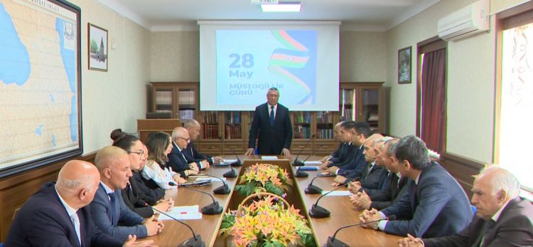 AMEA Naxçıvan Bölməsində “28 May Müstəqillik Günüdür" mövzusunda tədbir keçirilib<font color=red> - FOTOLAR</font>