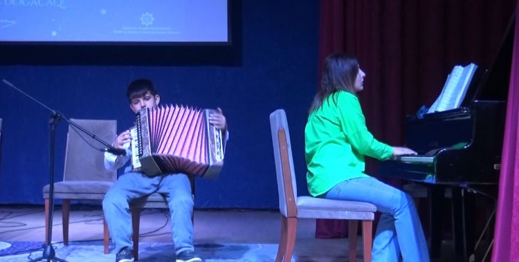 Naxçıvanda “İstedad əngəl tanımır” yaradıcılıq müsabiqəsinin seçim turu keçirilib<font color=red> - VİDEO</font>