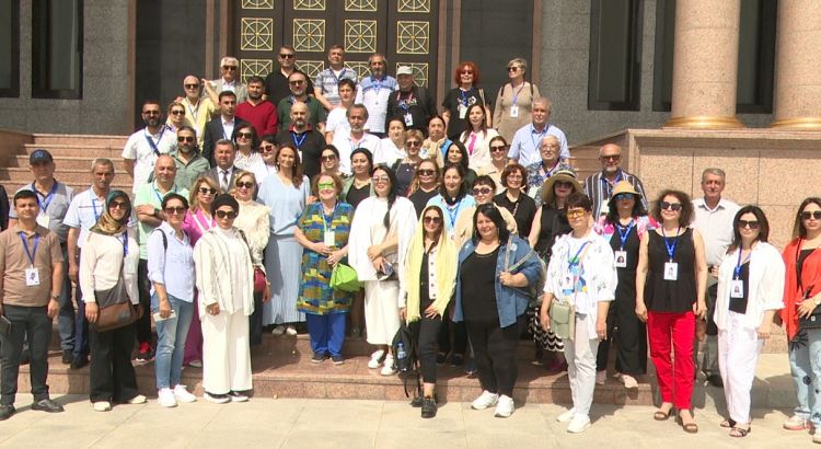 "Naxçıvan Bəşəriyyətin Beşiyi" VI Beynəlxalq Rəsm Festivalının iştirakçıları Naxçıvandadır<font color=red> - FOTOLAR</font>