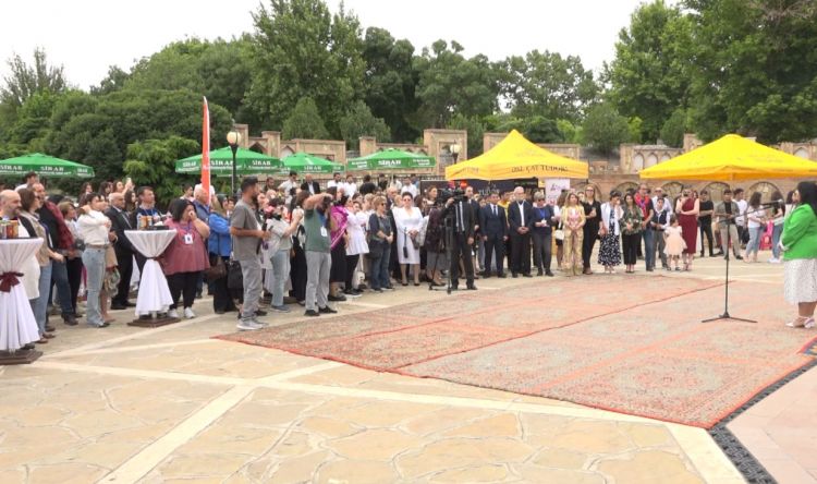 "Naxçıvan Bəşəriyyətin Beşiyi" VI Beynəlxalq Rəsm Festivalının açılış tədbiri olub<font color=red> - VİDEO</font>