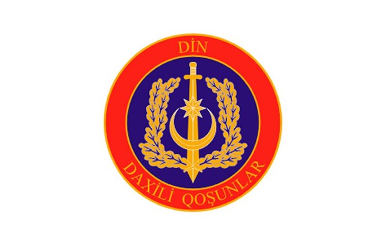 Daxili Qoşunların hərbçisi odlu silahla ehtiyatsız davranma nəticəsində özünü güllələyib