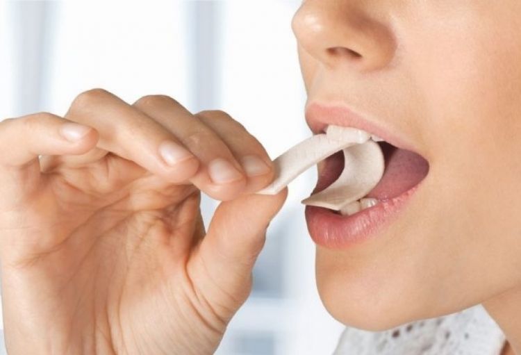 Saqqız çeynəməyin yaratdığı problemlər