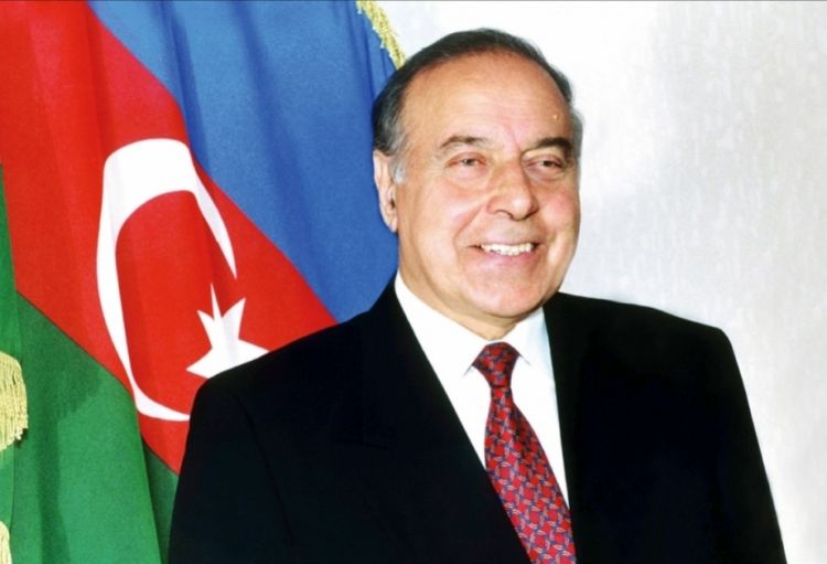 Qurtuluşdan tərəqqiyə: Müstəqillik dövründə Heydər Əliyevin yeni və müasir dövlət quruculuğu