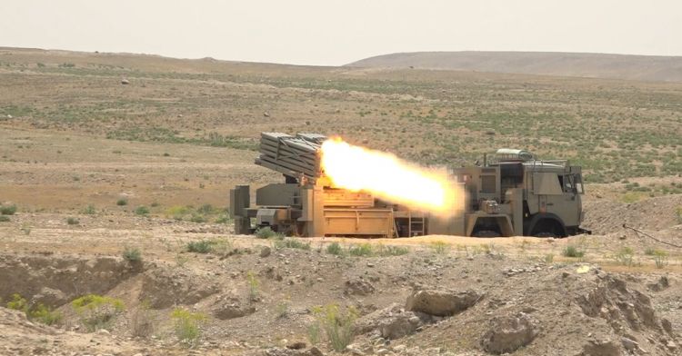 Əlahiddə Ümumqoşun Orduda birləşmə və  hissələrlə növbəti komanda-qərargah təlimi keçirilib<font color=red> - VİDEO</font>