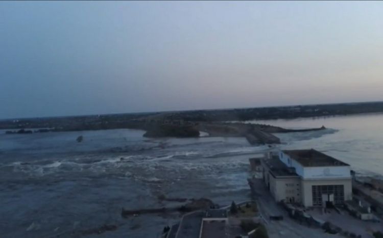 Podolyak: "Kaxovka SES-i Rusiyanın 205-ci motoatıcı briqadası partladıb"