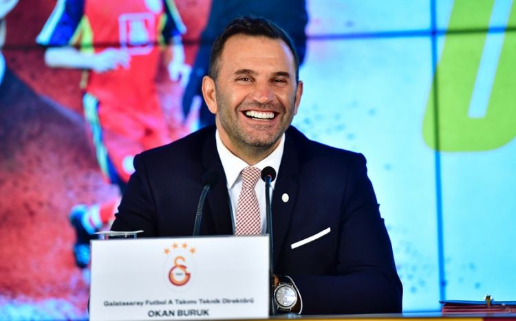 "Qalatasaray" Okan Burukla müqaviləni uzadıb