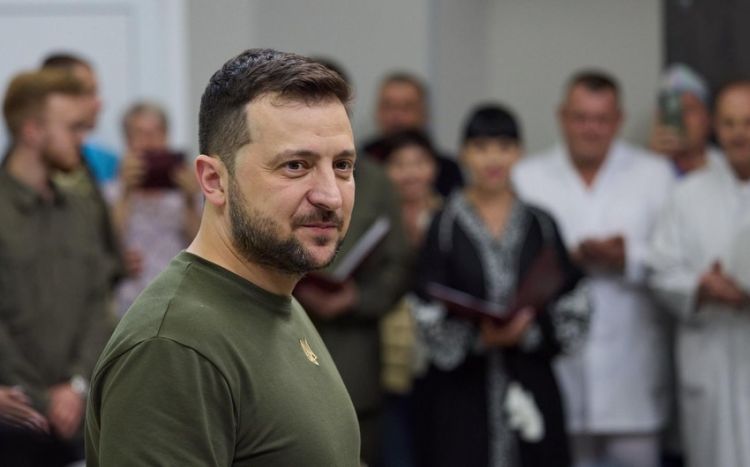 Ukrayna Prezidenti: Donetsk vilayətində şiddətli döyüşlər gedir