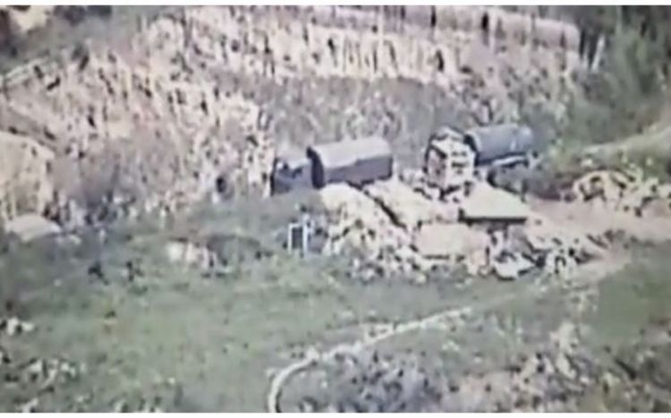 Rusiya sülhməramlıları ermənilərin hərbi daşımalarını müşayiət edir <font color=red> - VİDEO</font>