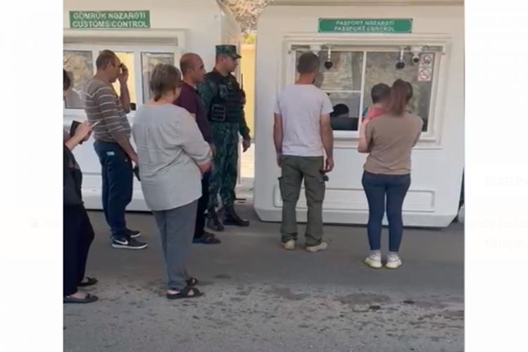 Qarabağın erməni sakinləri Xankəndi-Gorus istiqamətində maneəsiz keçirlər<font color=red> - VİDEO</font>