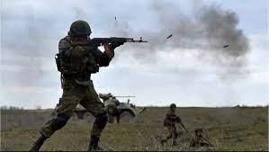 Ruslar döyüşdən qaçan hərbçilərini güllələyiblər<font color=red> - VİDEO</font>